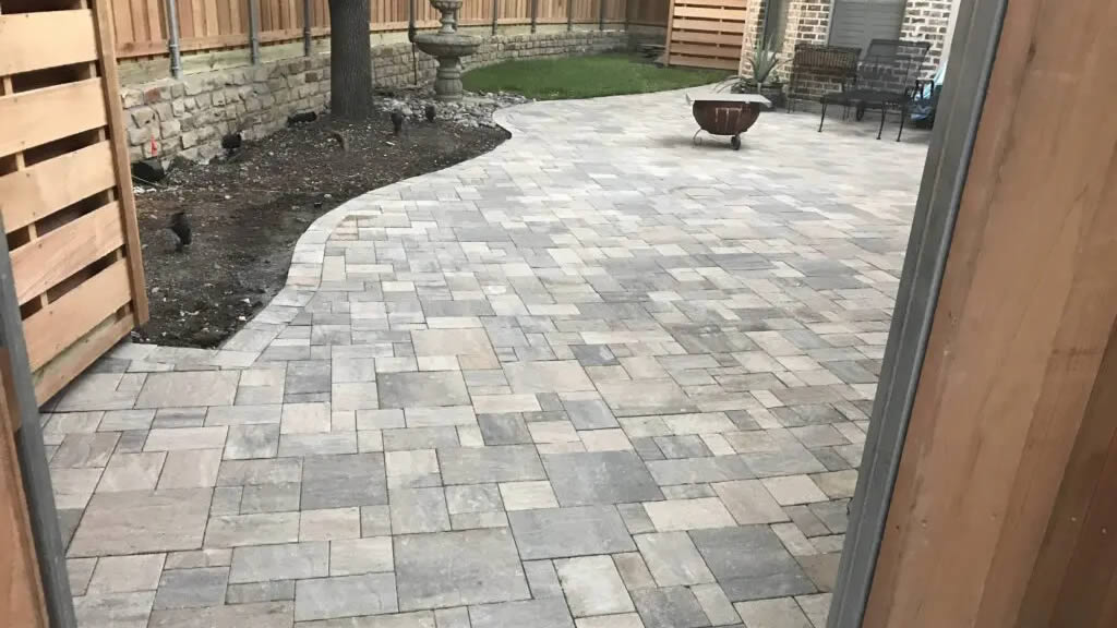 3/20/2020 The Best Paver Patio Designs for Your Backyard